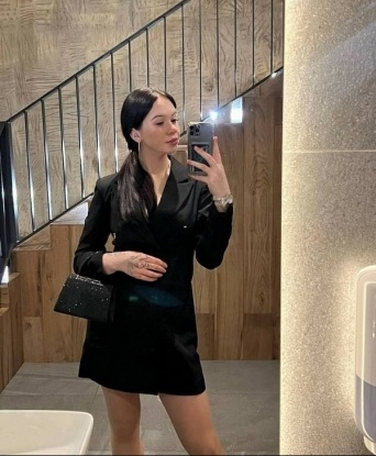 🌟 I provide a unique and unforgettable experience, catering to your desires and fantasies. With my vast expertise, I can fulfill a wide range of needs, ensuring your satisfaction is always a priority. 🌹
Living in the beautiful city of Moscow, I have access to the finest venues and can accompany you to upscale events, dinners, or private encounters. 💃✨ My photos speak for themselves, showcasing my beauty and elegance. 📸💋
As a professional, discretion and confidentiality are of utmost importance to me. I value the relationships I build with my clients and prioritize their comfort and trust. 🤝💕
Don't just take my word for it; my satisfied clients have raved about their experiences with me. Their glowing reviews are a testament to my genuine dedication and passion for providing an exceptional service. 💯✨
Come and explore the vibrant city of Moscow with me, where we can create cherished memories together. Let's indulge in secrets, pleasures, and unlock a world filled with excitement. 🌟💫 Евдокия